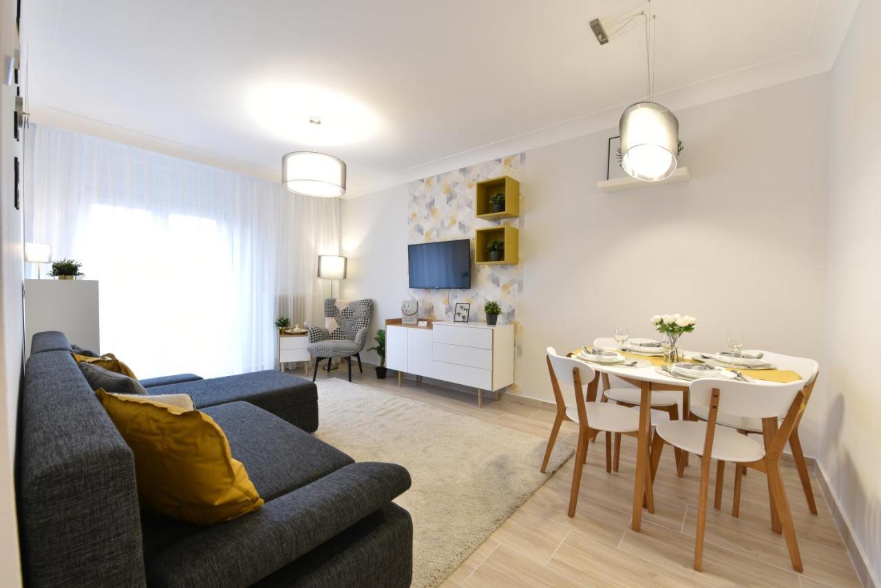 Kiralykut 1 Apartman - Ingyen Parkolas, Bicajok, Ac Székesfehérvár Exteriör bild