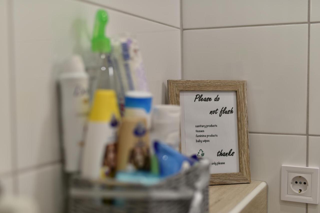 Kiralykut 1 Apartman - Ingyen Parkolas, Bicajok, Ac Székesfehérvár Exteriör bild