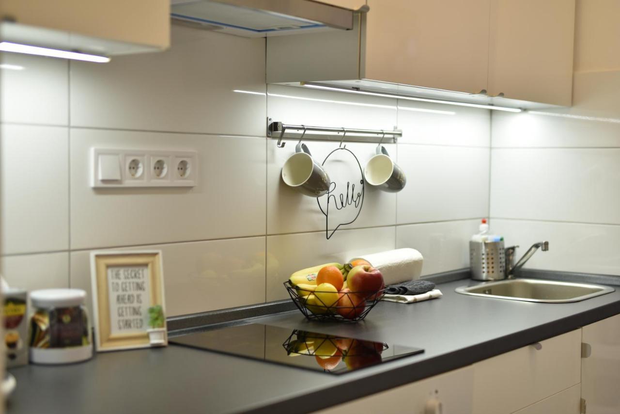 Kiralykut 1 Apartman - Ingyen Parkolas, Bicajok, Ac Székesfehérvár Exteriör bild